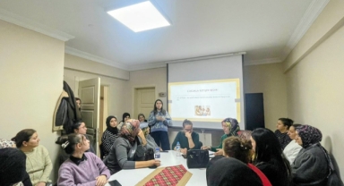 Giresun'da Aile Destek Merkezi Kursiyerlerine “Çocukla İletişim” Eğitimi