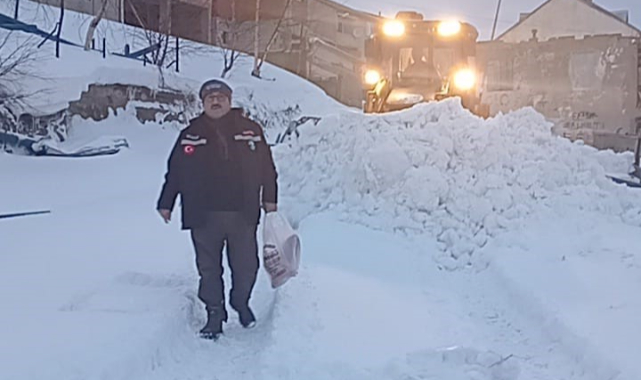 Giresun'da kar altındaki yaylalarda hayvanlar için seferberlik!