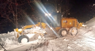 Giresun İl Özel İdaresi’nden Gece Gündüz Kar Mesaisi