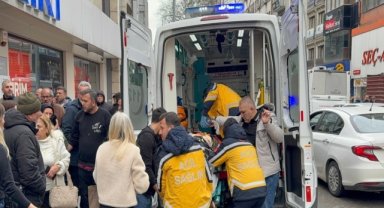 Mağazada merdivenlerden düşen kadın ağır yaralandı