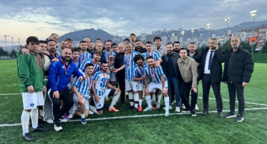 Müdür Ergün Sahilspor–Körlimanspor Müsabakasını Tribünden Takip Etti