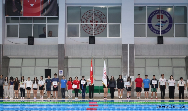 Okul Sporları Yüzme Gençler Grup Müsabakaları Giresun’da Start Aldı