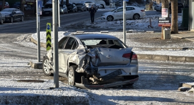 Samsun'da buzlanma trafik kazalarına neden oldu
