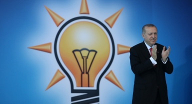 Siyasi Partilerin Son 6 Aylık Üye Değişimi: AK Parti Farkı Açtı!