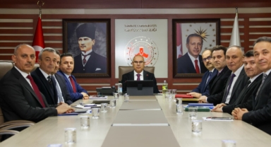 Vali Mustafa Koç, İl Millî Eğitim Müdürlüğü Yetkililerinden Eğitim Brifingi Aldı