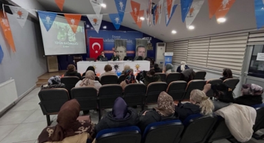 Yeşilay’dan AK Parti Kadın Kolları’na Bağımlılıkla Mücadele Eğitimi