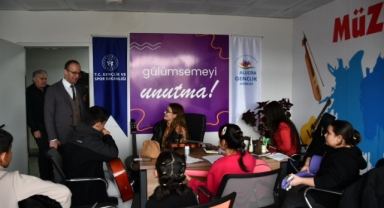 Alucra Kaymakamı Azman’dan Spor ve Sanat Dolu Buluşma
