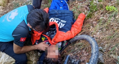 Bisiklet sürücüsü 10 metrelik şarampole yuvarlandı