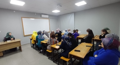 Espiye’de Kadınlar İçin Haftalık İlmihal Buluşmaları