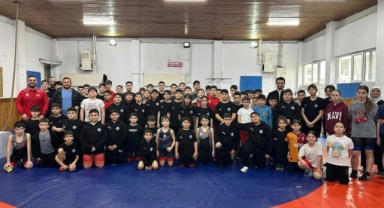 Giresun’da Okul Sporları Güreş İl Birinciliği Tamamlandı