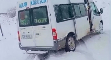 Mahsur kalan öğrenci servisinin imdadına Giresun İl Özel İdaresi ekipleri yetişti!