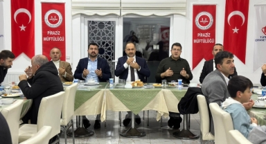 Piraziz’de Hafız Adaylarıyla Ramazan Sofrası