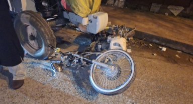 Samsun'da otomobille çarpışan motosikletin sürücüsü yaralandı 