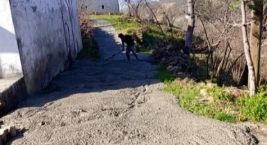 Tirebolu’da Güvenli Ulaşım İçin Beton Yol Çalışması