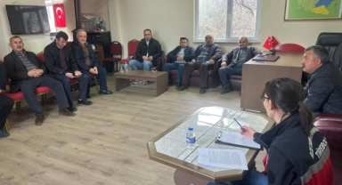 Tirebolu’da Muhtarlara Bitki Koruma ve Kahverengi Kokarca Eğitimi