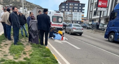 Tırın çarptığı 75 yaşındaki adam öldü