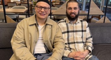 Almanya’da iki genç müslümanlığı araştırıp İslamiyeti seçtiler