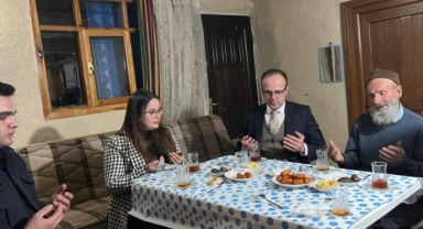 Alucra Kaymakamı Emrah Azman'dan Ramazan’da Hanelere Ziyaret