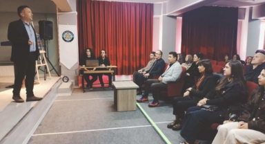 Bulancak’ta Öğrenciler TÜBİTAK Bilim Söyleşisiyle Enerji Geleceğini Konuştu