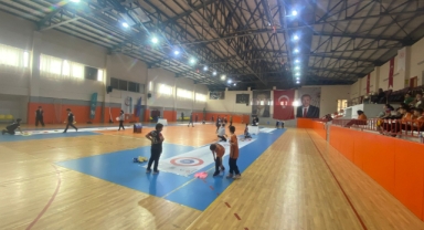 Çatak İmam Hatip Ortaokulu Floor Curling İl Elemeleri’ne Damga Vurdu