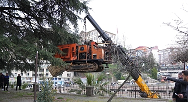 CHP'Lİ KÖSE'DEN TAŞBAŞI PARKINDA YAPILAN ÇALIŞMAYA SKANDAL MÜDAHALE!