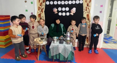 Espiye’de Minik Öğrencilerden Anlamlı Yaşlılar Haftası Etkinliği