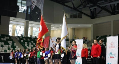 Giresun’da Badminton Türkiye Birinciliği Müsabakaları Başladı