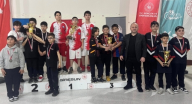 Giresun’da Masa Tenisi  Şampiyonları Belli Oldu
