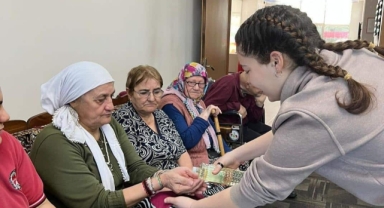 Giresun’da Öğrencilerden Huzurevi Sakinlerine Anlamlı Ziyaret