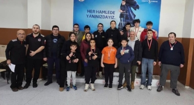 Giresun’da Satranç Rüzgarı: Turnuva Kazananları Ödüllerini Aldı