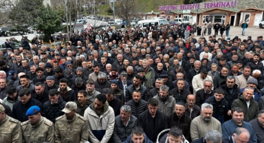 Giresun'daki kazada hayatını kaybeden kardeşlerin cenazesi defnedildi