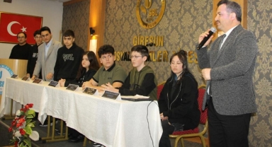 Giresun İl Millî Eğitim Müdürlüğü’nden “Oku-Yorum, Yazı-Yorum” İl Paneli