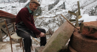 Giresun’un Son Değirmen Taşı Ustasının Mesleği Tehlikede