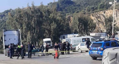 Maden ocağında tırın altında kalan kadın hayatını kaybetti