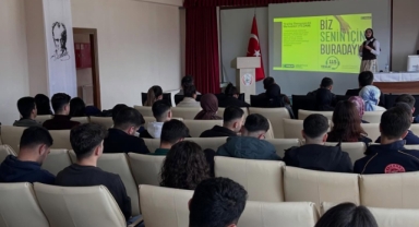 Şebinkarahisar’da Öğrencilere Teknoloji Bağımlılığı Eğitimi