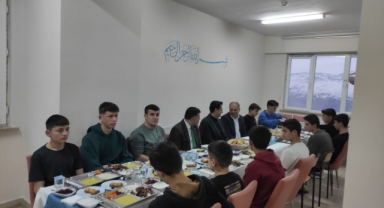 Şebinkarahisar’da Öğrencilerle İftar Buluşması