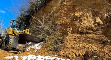 Tirebolu’da Heyelan Temizliği Yapıldı