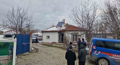 Yaşlı kadın evinde ölü bulundu