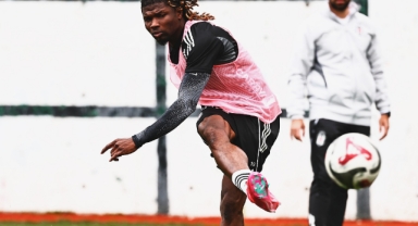 Beşiktaş kondisyon ve taktik çalıştı