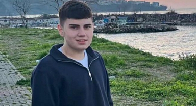 Giresun’da Bıçaklı Saldırı! 18 Yaşındaki Genç Hayatını Kaybetti