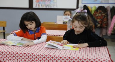 Birinci sınıf öğrencileri yazdıkları kitaplarla kültürlerini tanıyor