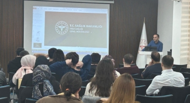 Giresun'da Acil Servis Hekimlerine Sıtma Eğitimi Verildi