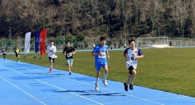 Giresun’da Atletizm Rüzgarı: 330 Sporcu Pistte Buluştu!