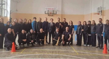 Giresun’da Öğretmenlerden Halk Dansları Çalışması