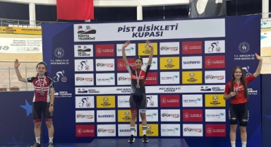 Giresunlu Bisikletçiler Kürsüye Çıktı
