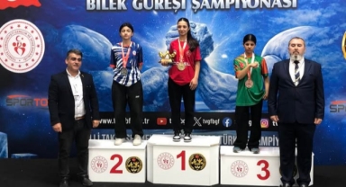 Giresunlu Sporcu Bilek Güreşinde Türkiye İkincisi