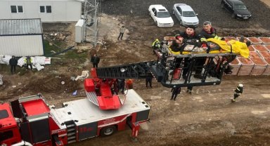 İnşaatta bir alt kata düşen işçi yaralandı