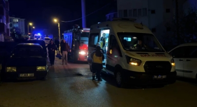Kadın eski eşini bıçakla yaraladı