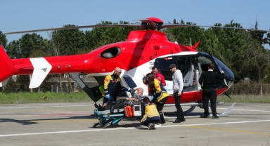 Kalp krizi geçiren hasta için ambulans helikopter zamanla yarıştı