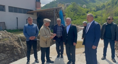 Milletvekili Temür, Batlama Küçük Sanayi Sitesi'ndeki Çalışmaları İnceledi